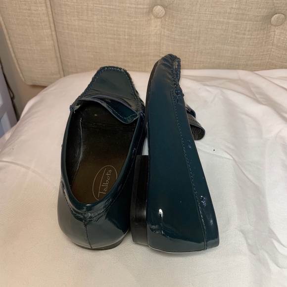 Green and Red Holiday Loafers - Picture 7 of 7